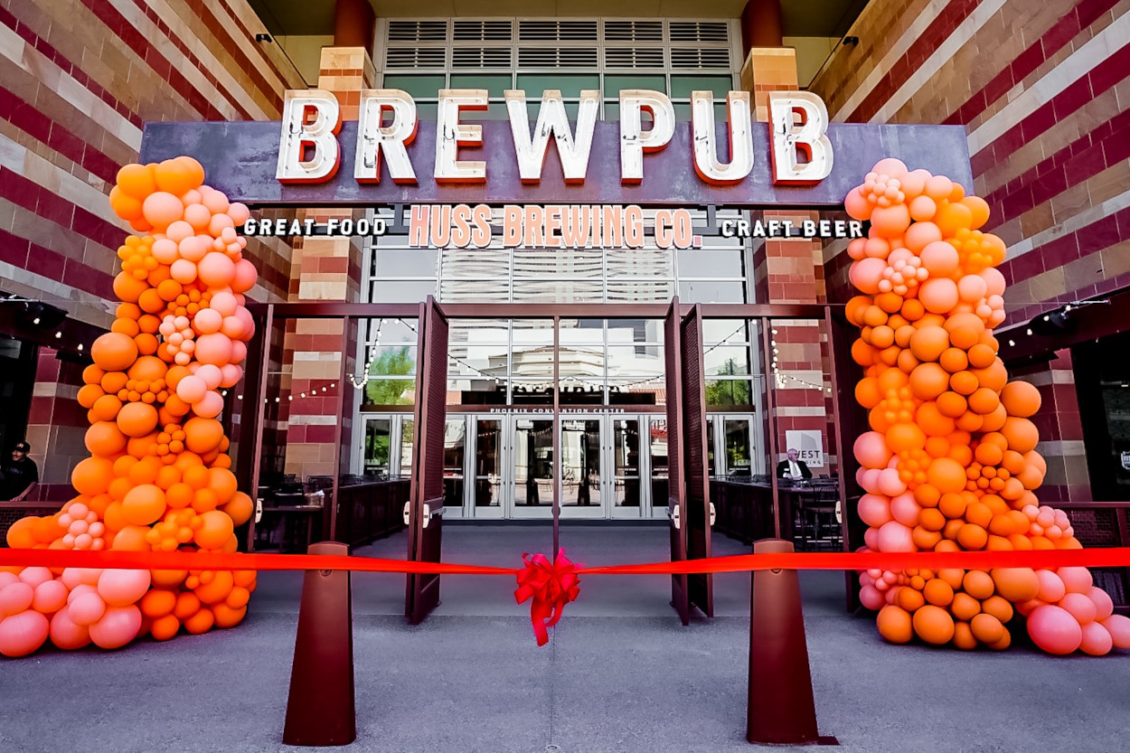 Grand opening of the Huss Brewpub at the Phoenix Convention Center